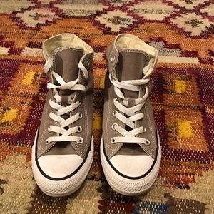 Grey hi top converse